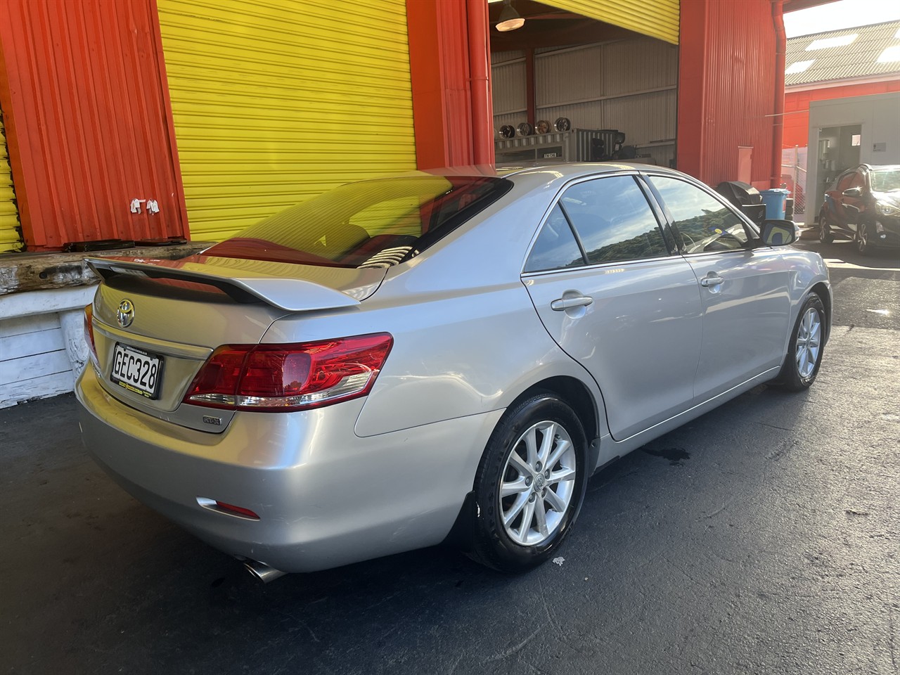 2011 Toyota AURION