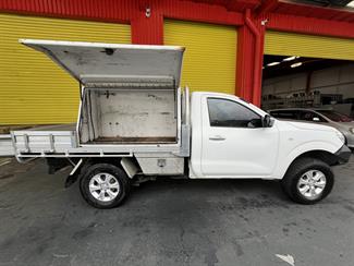 2018 Nissan Navara - Thumbnail