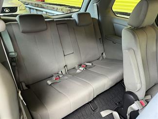 2006 Mazda MPV - Thumbnail