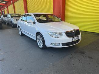 2010 Skoda SUPERB - Thumbnail