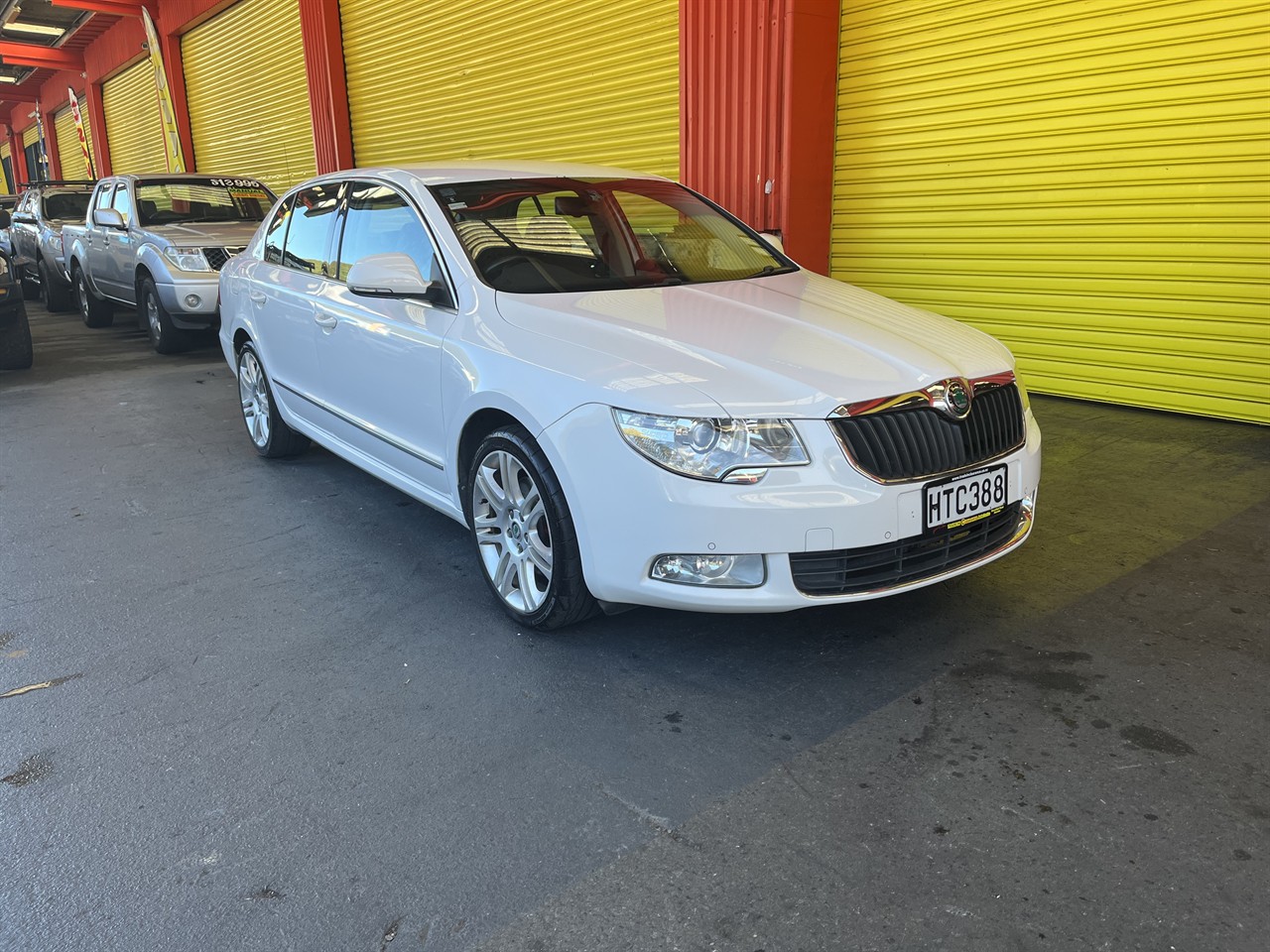 2010 Skoda SUPERB