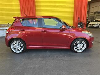 2014 Suzuki Swift - Thumbnail