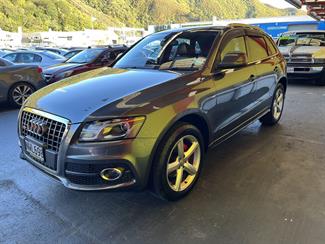 2012 Audi Q5 - Thumbnail