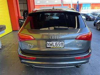 2012 Audi Q5 - Thumbnail
