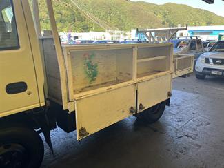 1998 Isuzu N Series 100P - Thumbnail