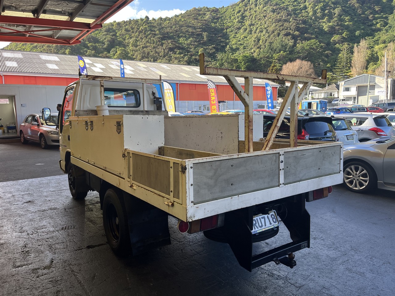 1998 Isuzu N Series 100P
