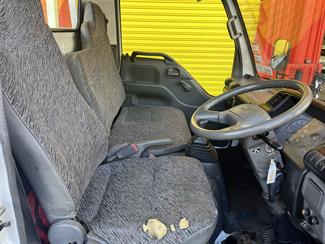 1998 Isuzu N Series 100P - Thumbnail