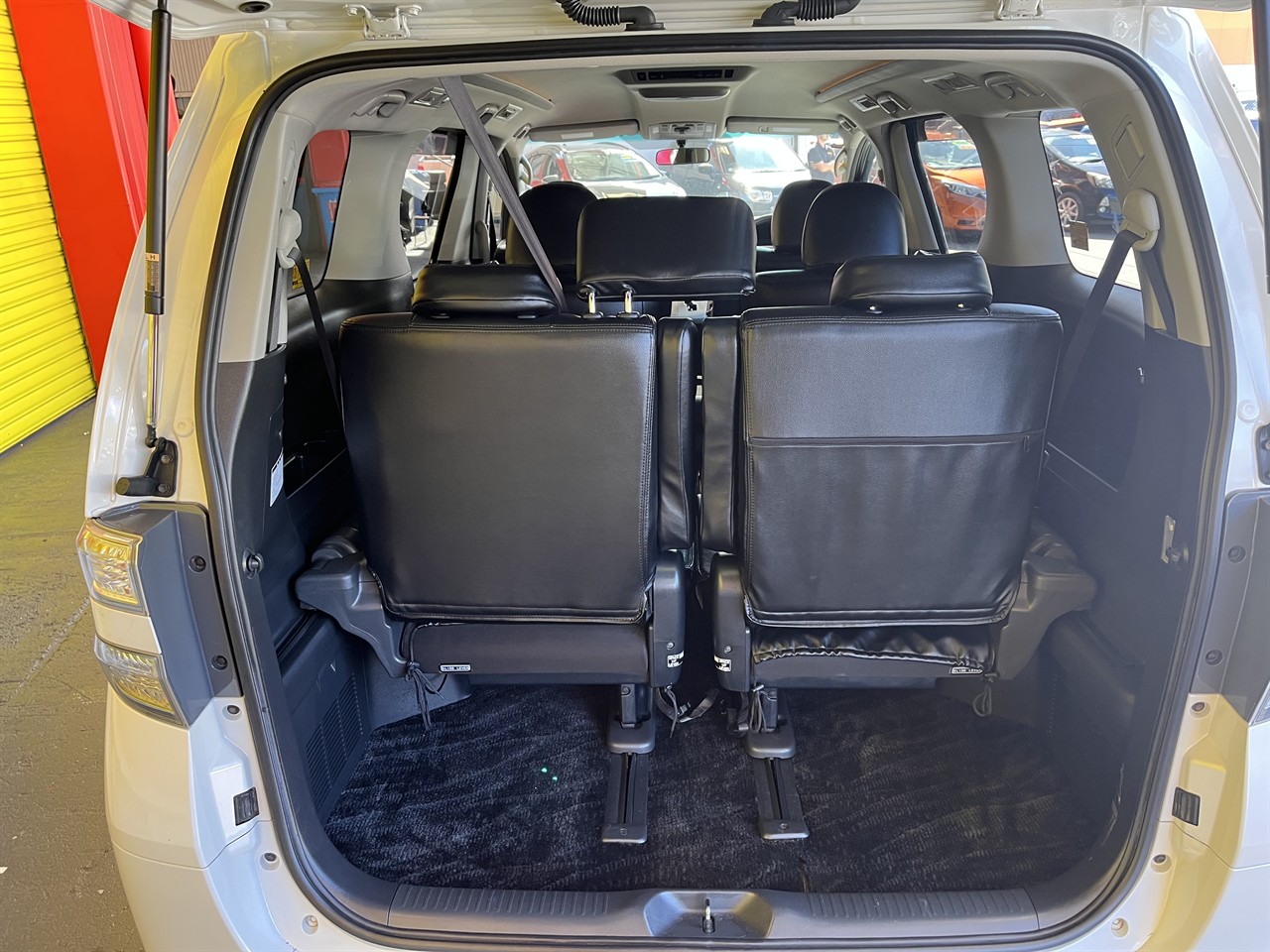 2012 Toyota Vellfire