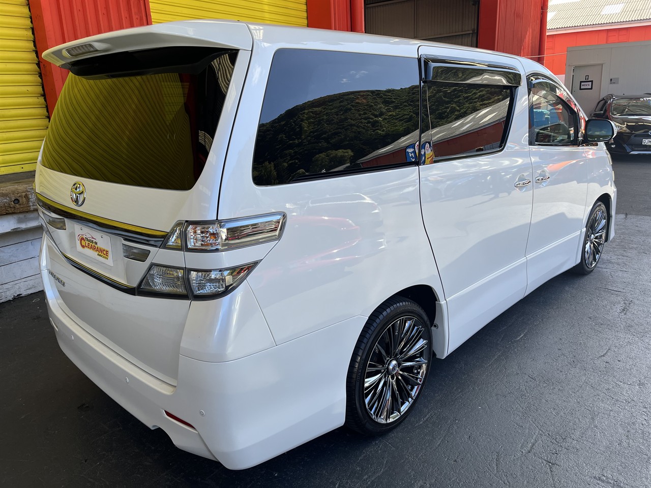 2012 Toyota Vellfire