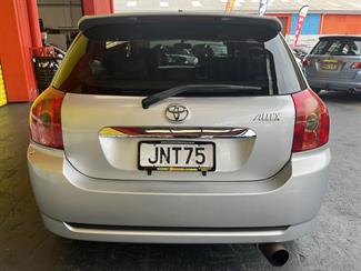 2004 Toyota Corolla - Thumbnail
