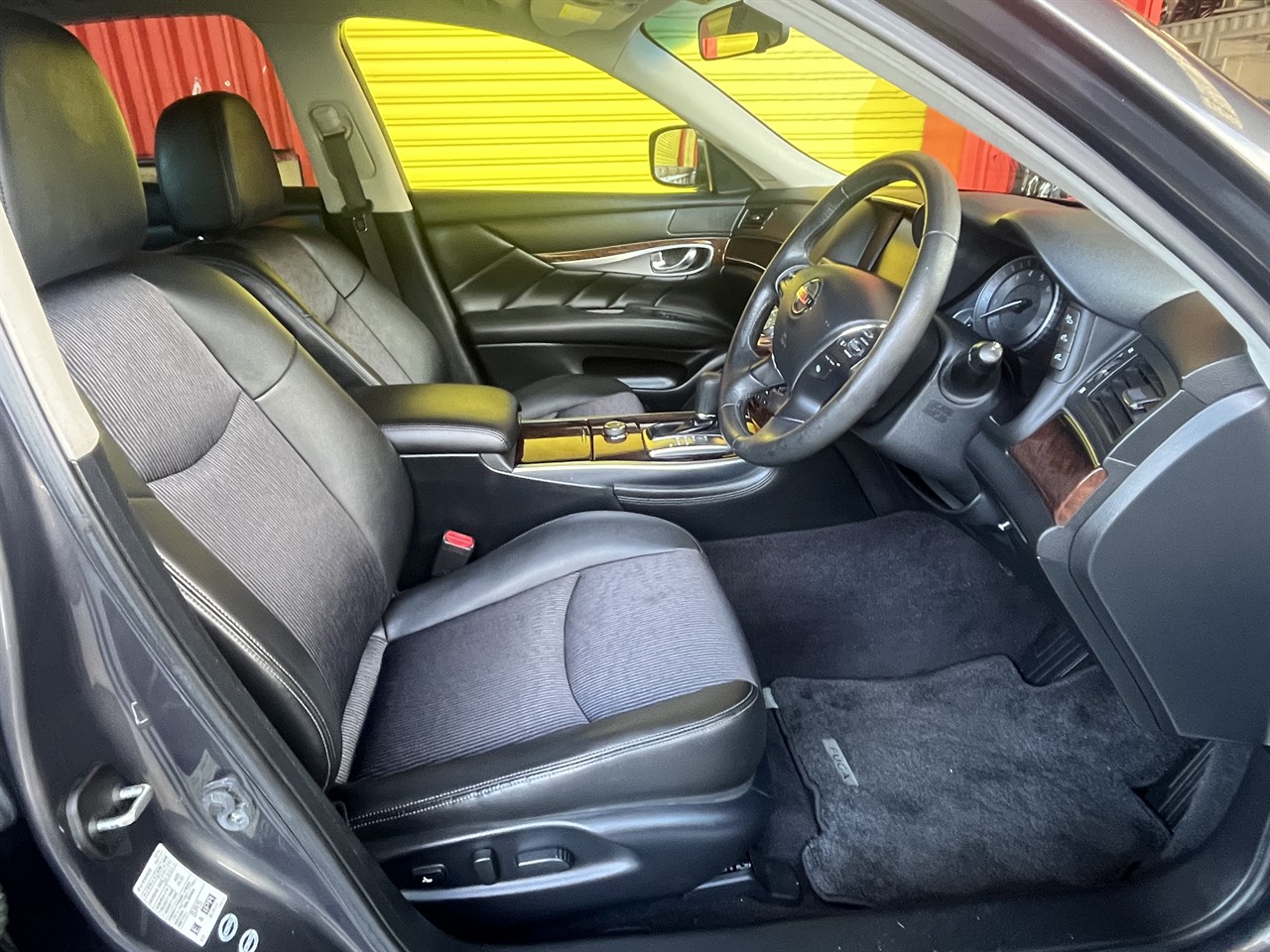 2012 Nissan Fuga
