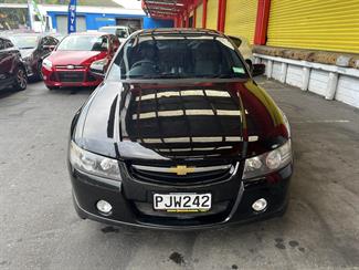 2005 Holden Commodore - Thumbnail