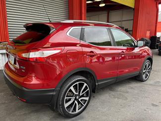 2015 Nissan Qashqai - Thumbnail