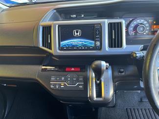 2012 Honda Stepwgn - Thumbnail