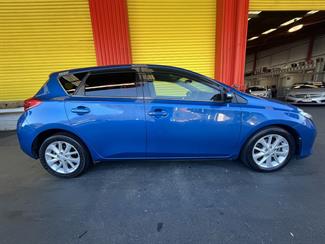 2012 Toyota AURIS - Thumbnail