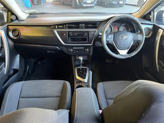 2012 Toyota AURIS - Thumbnail