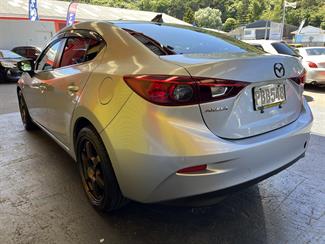 2016 Mazda Axela - Thumbnail