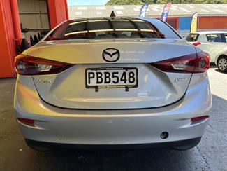 2016 Mazda Axela - Thumbnail