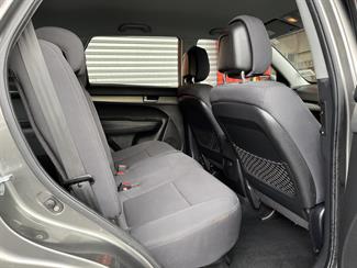 2012 Kia Sorento - Thumbnail