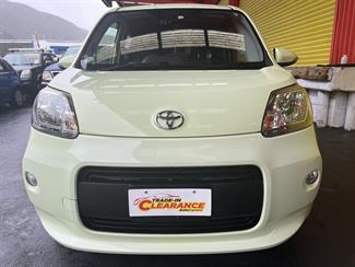 2014 Toyota Porte - Thumbnail