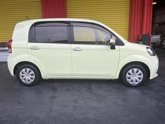 2014 Toyota Porte - Thumbnail