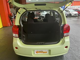 2014 Toyota Porte - Thumbnail