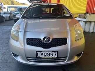 2007 Toyota Vitz - Thumbnail
