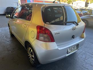 2007 Toyota Vitz - Thumbnail