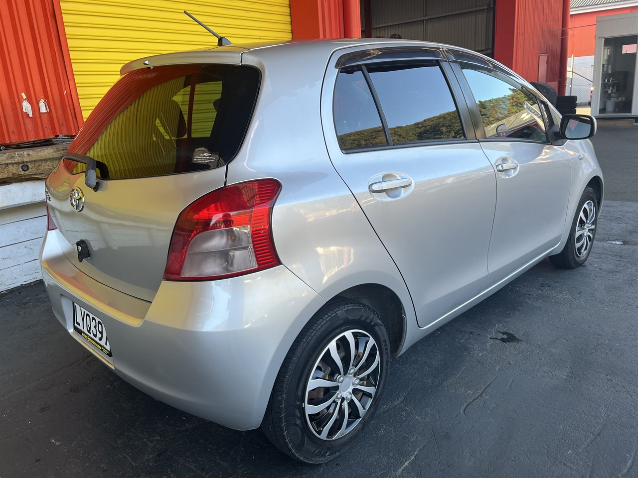 2007 Toyota Vitz