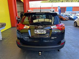 2014 Toyota RAV4 - Thumbnail