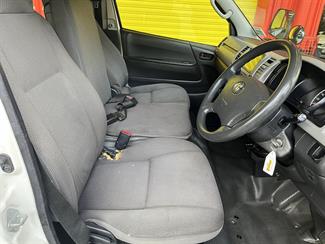 2012 Toyota Hiace - Thumbnail