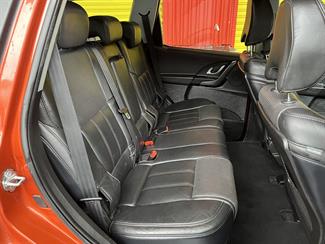 2018 Mahindra Xuv - Thumbnail