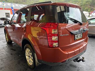 2018 Mahindra Xuv - Thumbnail