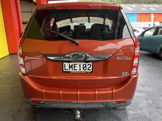 2018 Mahindra Xuv - Thumbnail