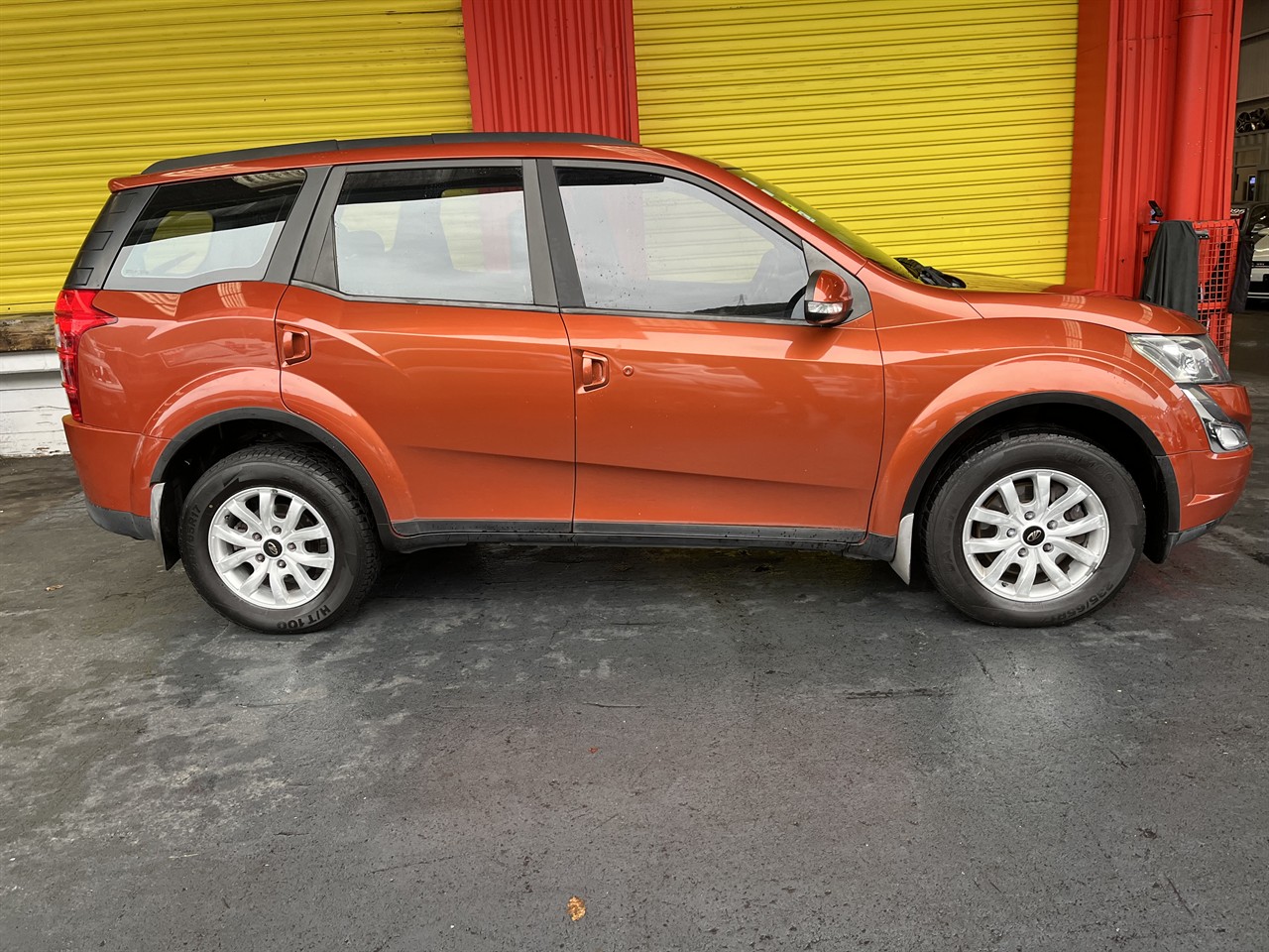 2018 Mahindra Xuv