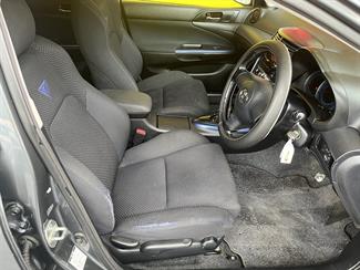 2003 Toyota Caldina - Thumbnail