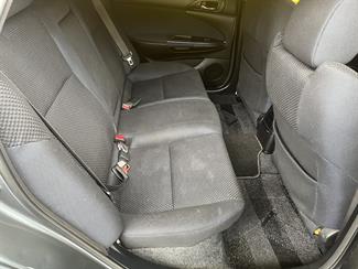 2003 Toyota Caldina - Thumbnail