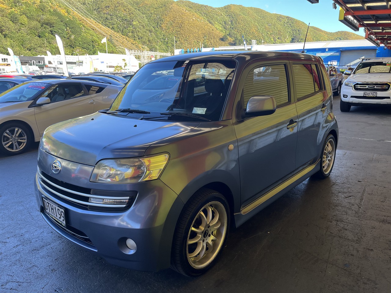 2007 Daihatsu Materia