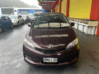 2010 Toyota Wish - Thumbnail