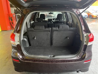 2010 Toyota Wish - Thumbnail