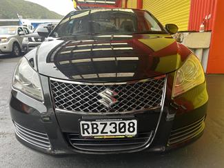 2010 Suzuki Kizashi - Thumbnail