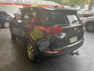 2016 Kia Sportage - Thumbnail