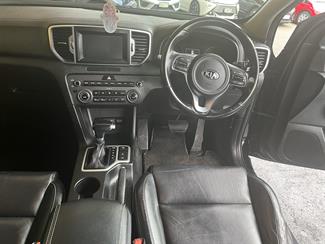 2016 Kia Sportage - Thumbnail