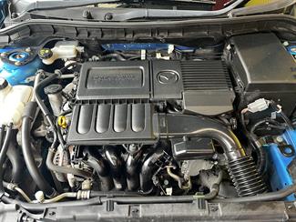 2010 Mazda Axela - Thumbnail