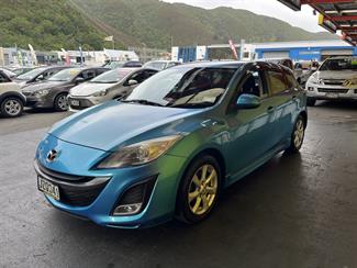 2010 Mazda Axela - Thumbnail