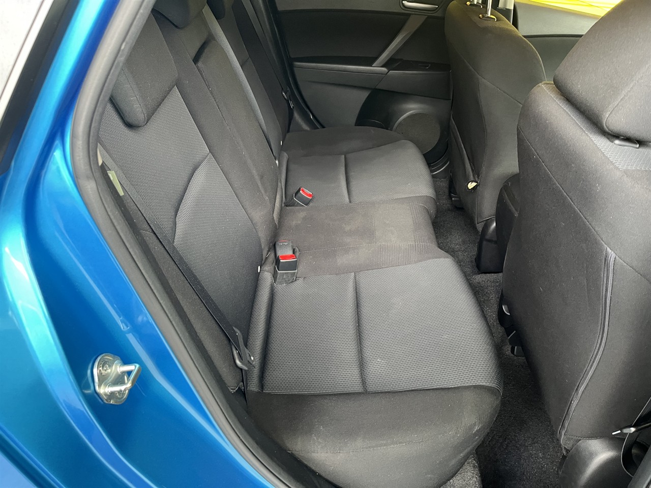 2010 Mazda Axela
