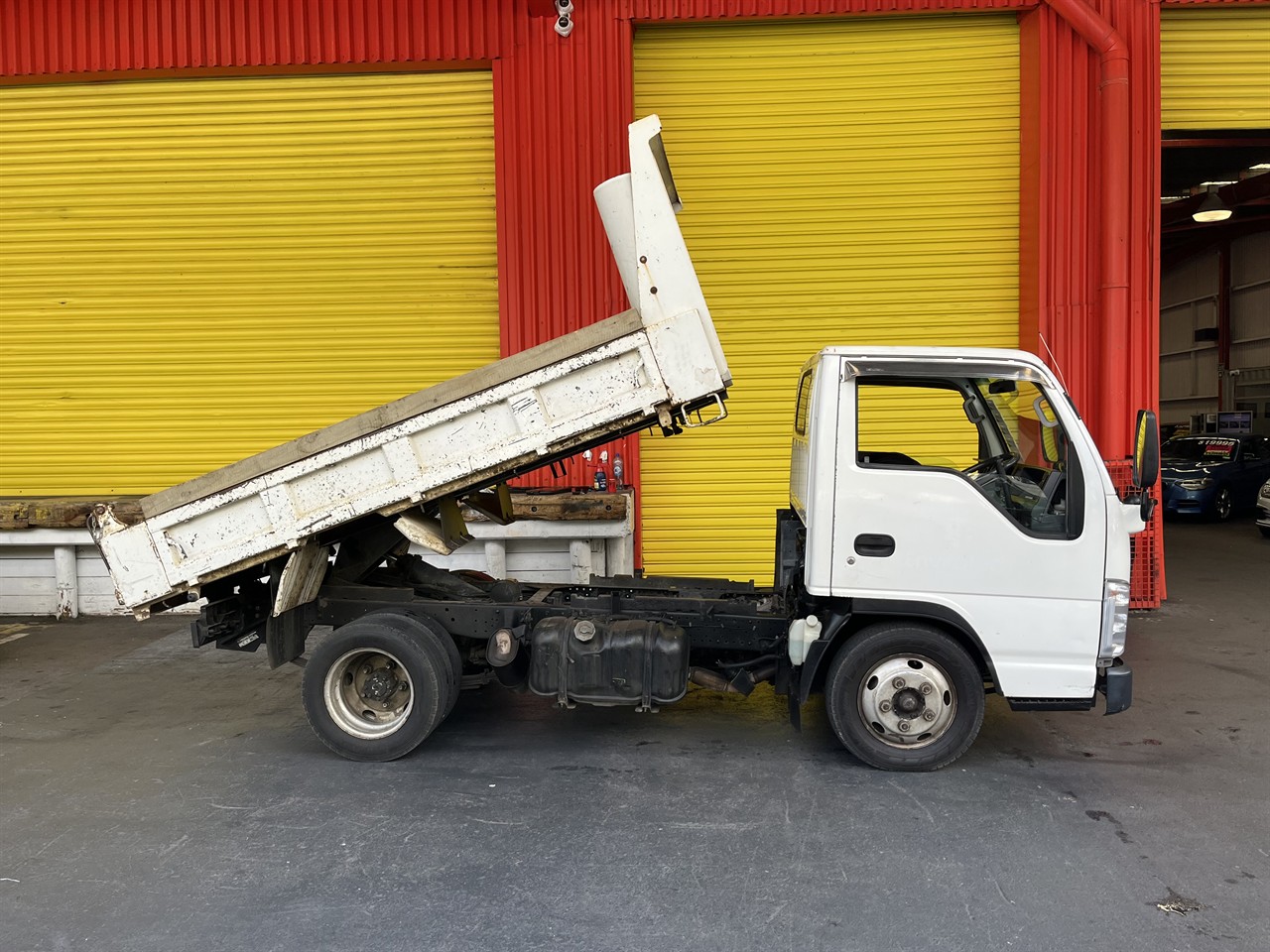 2007 Isuzu Elf