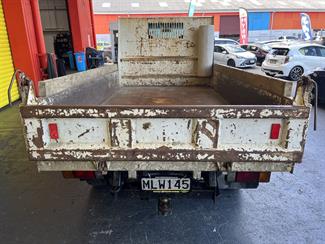 2007 Isuzu Elf - Thumbnail