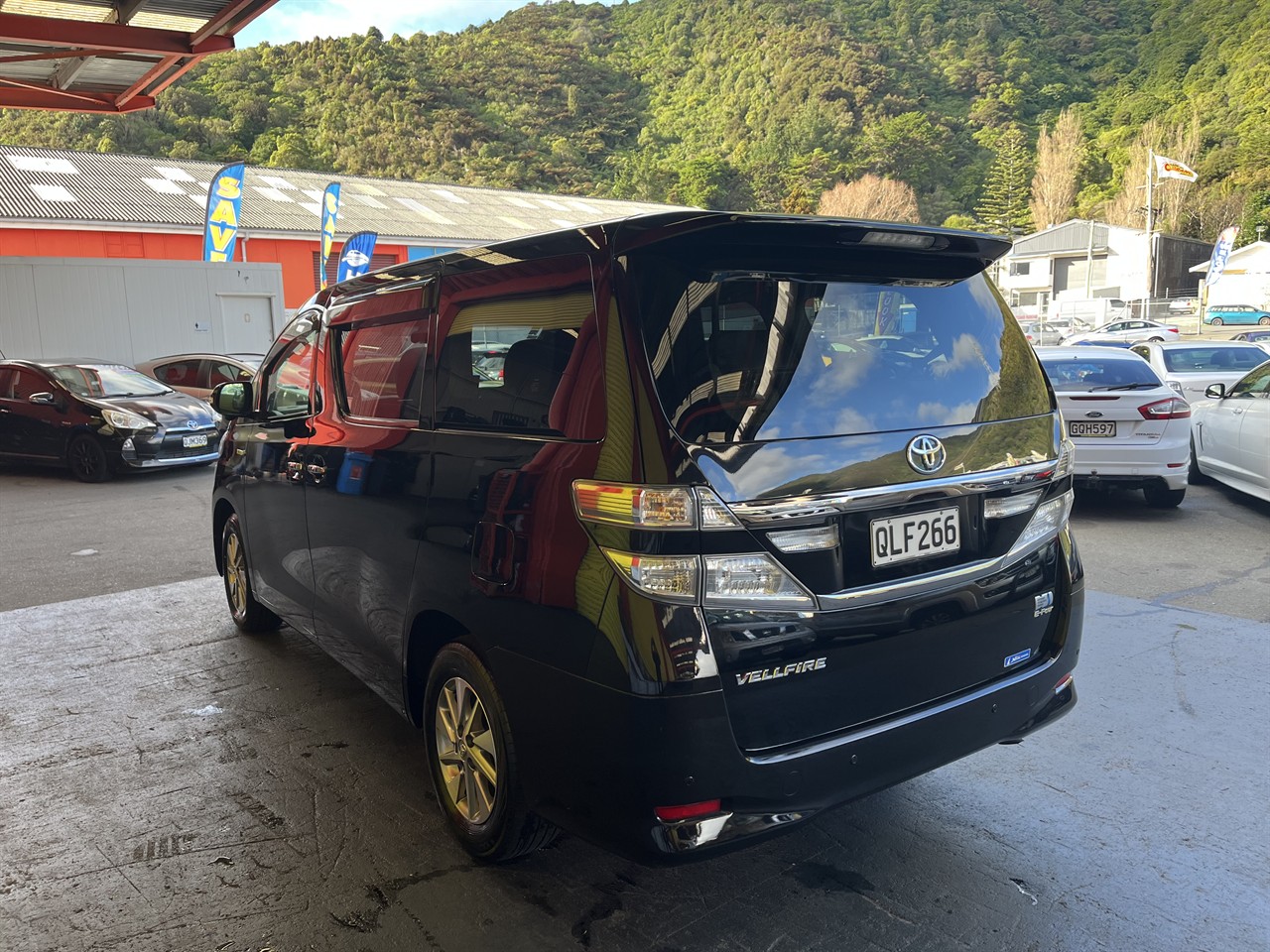 2013 Toyota Vellfire
