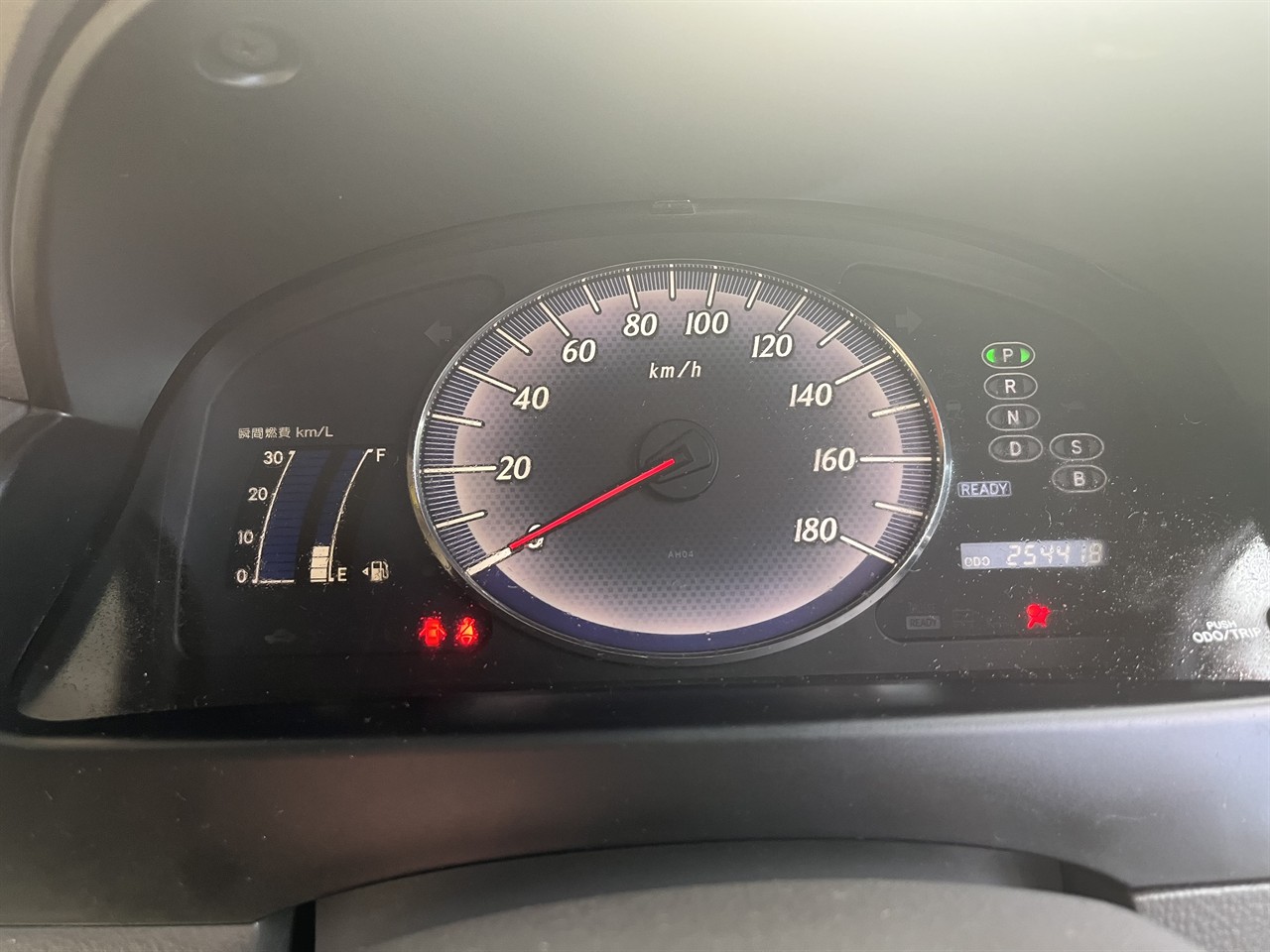 2005 Toyota Alphard